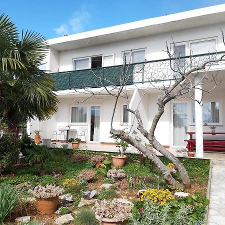 Apartments Summer Bloom Крк Екстер'єр фото