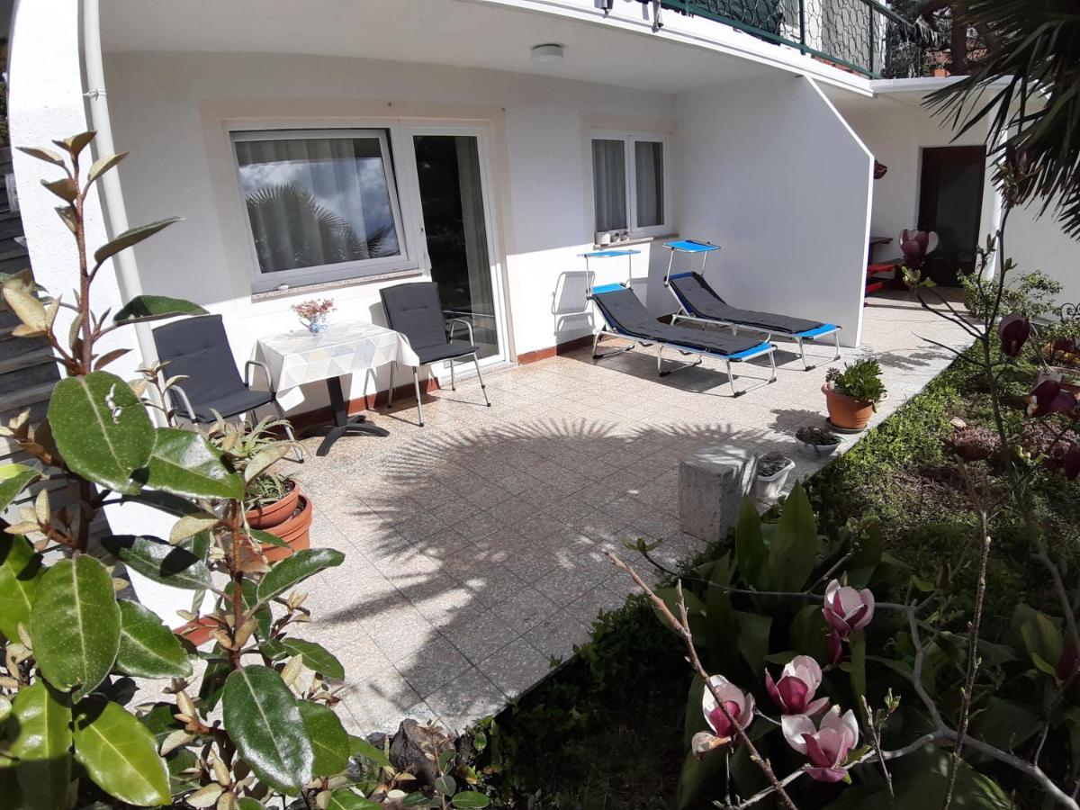 Apartments Summer Bloom Крк Екстер'єр фото